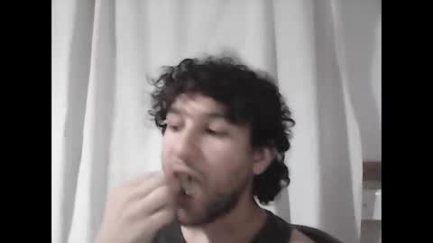 Snapshot of halfblood18 chatting on 01.14.25 halfblood18 online show from 01.14.25