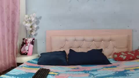Snapshot of halle_bailey chatting on 06.22.26 halle_bailey online show from 06.22.26