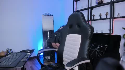 Snapshot of halley_ravenn chatting on 07.10.26 halley_ravenn online show from 07.10.26