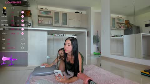 insta Laupalacio777Next stream 01th December online show from 12.18.24