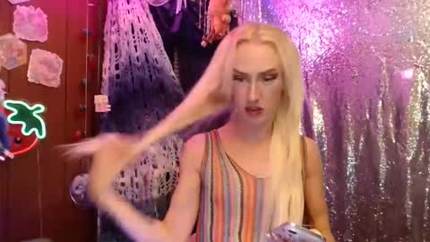 Snapshot of halovalentine chatting on 02.06.26 halovalentine online show from 02.06.26