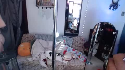 Snapshot of halovalentine chatting on 02.26.26 halovalentine online show from 02.26.26