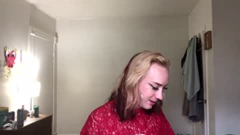 Snapshot of halovalentine chatting on 03.22.26 halovalentine online show from 03.22.26