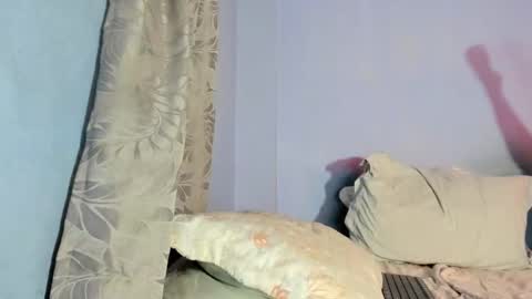 Snapshot of hammer_hard_game chatting on 12.12.24 jorsh and katy online show from 12.12.24