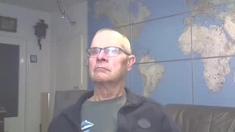 Snapshot of hamto65 chatting on 03.06.25 Prefer men 80 online show from 03.06.25