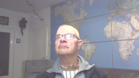 Snapshot of hamto65 chatting on 03.11.25 Prefer men 80 online show from 03.11.25