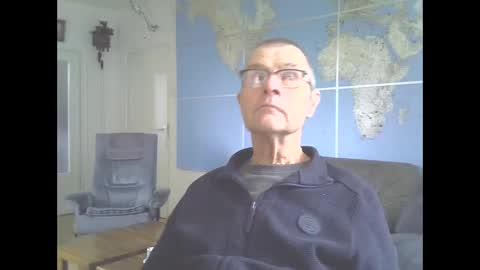 Snapshot of hamto65 chatting on 10.04.25 Prefer men 80 online show from 10.04.25