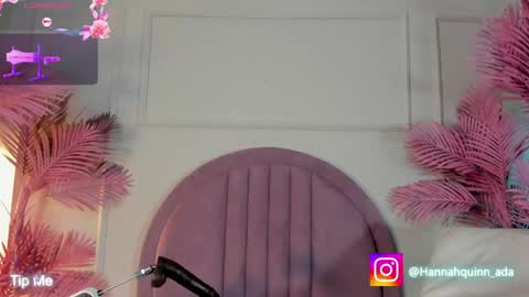 Snapshot of hanaahquinn chatting on 04.24.26 hanaahquinn online show from 04.24.26
