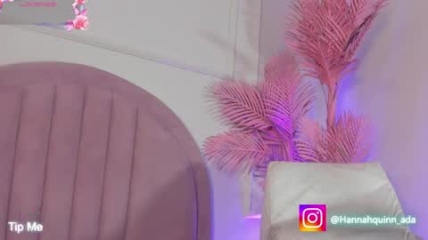 Snapshot of hanaahquinn chatting on 05.17.26 hanaahquinn online show from 05.17.26
