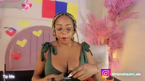 Snapshot of hanaahquinn chatting on 06.23.26 hanaahquinn online show from 06.23.26