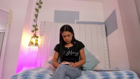 hanah_gray online show from 03.26.26
