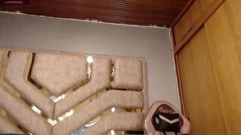 Snapshot of hanamor chatting on 12.07.24 Hana.......Fansly - content being added daily.. online show from 12.07.24