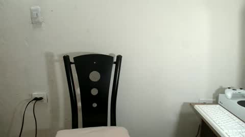 Snapshot of hanamor chatting on 02.24.25 Hana.......Fansly - content being added daily.. online show from 02.24.25