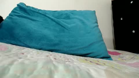 Snapshot of hanamor chatting on 03.01.25 Hana.......Fansly - content being added daily.. online show from 03.01.25