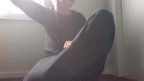 hand_ball_32 online show from 03.17.26