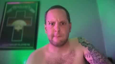 hand_banana_420 online show from 09.17.25