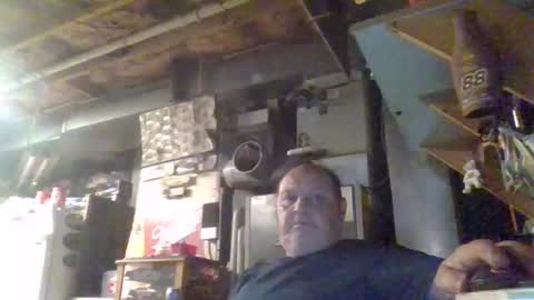 naked man online show from 05.10.26