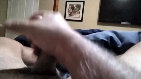 Snapshot of handjob610 chatting on 02.05.25 Handjob610 online show from 02.05.25