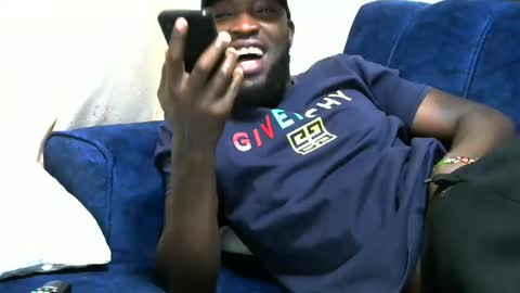 Snapshot of handsome_king30 chatting on 12.02.24 handsome king online show from 12.02.24