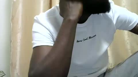 Snapshot of handsome_king30 chatting on 12.09.24 handsome king online show from 12.09.24