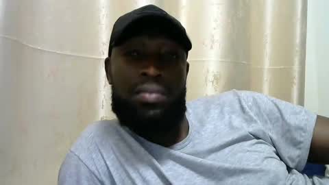 Snapshot of handsome_king30 chatting on 01.01.25 handsome king online show from 01.01.25