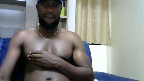 Snapshot of handsome_king30 chatting on 03.08.25 handsome king online show from 03.08.25