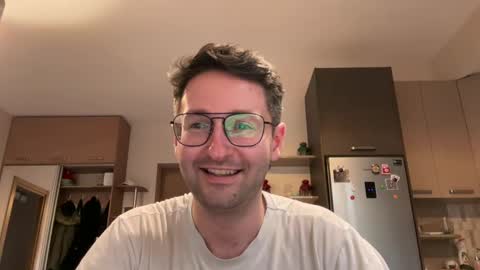 Snapshot of handsome_sasha chatting on 02.19.25 Sasha online show from 02.19.25