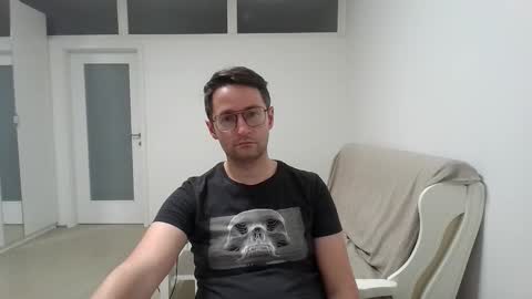 Snapshot of handsome_sasha chatting on 11.29.25 Sasha online show from 11.29.25