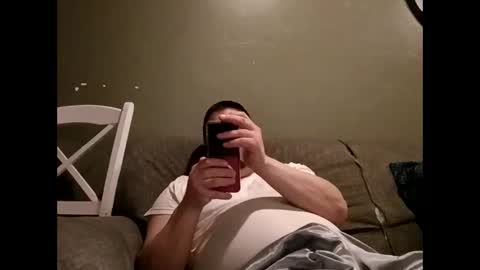 Snapshot of handsomedaddy198924 chatting on 02.08.26 Handsomedaddy198923 online show from 02.08.26