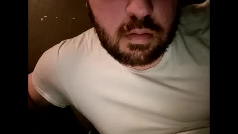 Snapshot of handsomedaddy198924 chatting on 02.12.26 Handsomedaddy198923 online show from 02.12.26