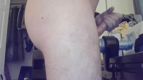 Snapshot of handsomehomebody chatting on 03.15.26 Handsome Homebody online show from 03.15.26