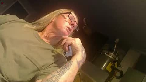 Handystudman online show from 11.22.25