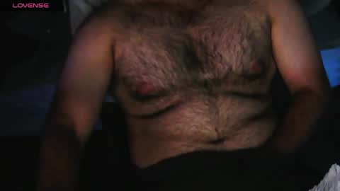 Snapshot of handyman732438 chatting on 07.12.26 handyman732438 online show from 07.12.26