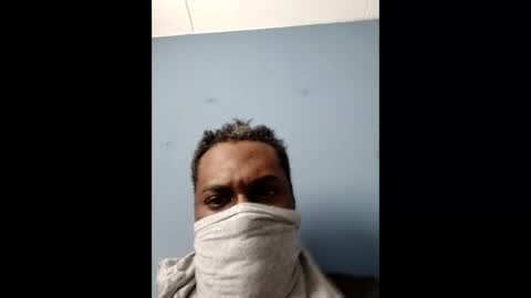 Snapshot of hank0009 chatting on 11.17.25 hank0009 online show from 11.17.25