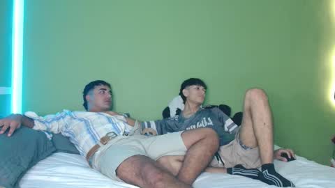 Snapshot of hank_hand chatting on 11.13.25 hank_hand online show from 11.13.25