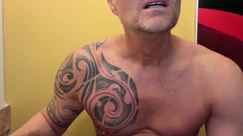 hanky online show from 12.05.24