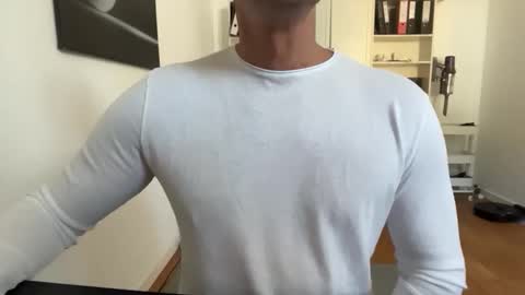 hanky online show from 10.01.25