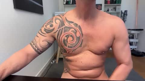 hanky online show from 11.13.25