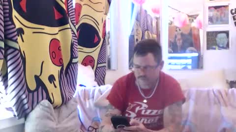 Snapshot of hankrams chatting on 02.02.26 hank rams online show from 02.02.26