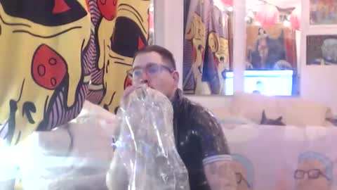 Snapshot of hankrams chatting on 02.22.26 hank rams online show from 02.22.26