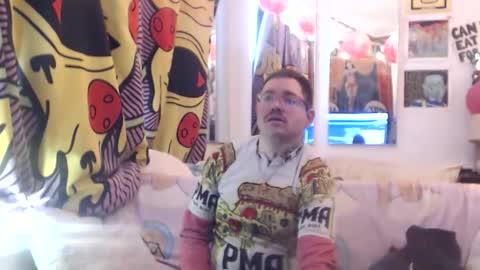 Snapshot of hankrams chatting on 03.08.26 hank rams online show from 03.08.26