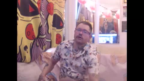 Snapshot of hankrams chatting on 03.23.26 hank rams online show from 03.23.26