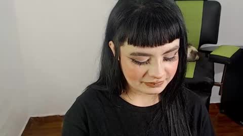 JUANA online show from 01.04.25