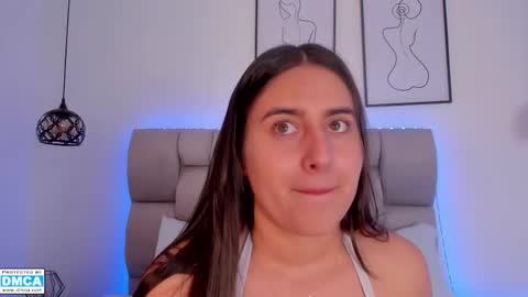 hanna__evans_ online show from 03.14.26