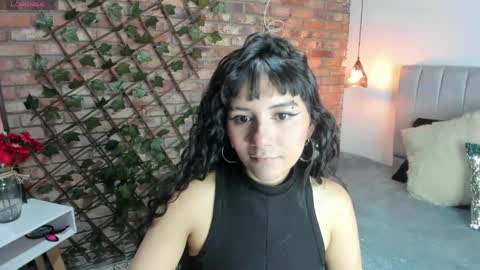 Snapshot of hanna_clark__ chatting on 04.28.26 Hanna clark online show from 04.28.26