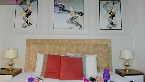 Snapshot of hanna_daze chatting on 02.21.26 hanna_daze online show from 02.21.26