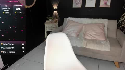  im Hanna online show from 12.23.24