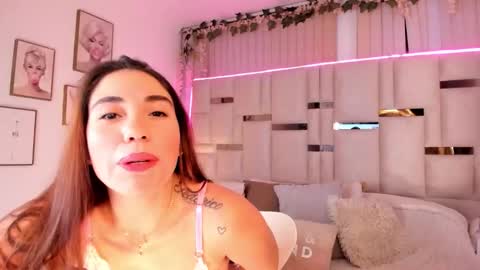 Hanna Klover online show from 02.25.26