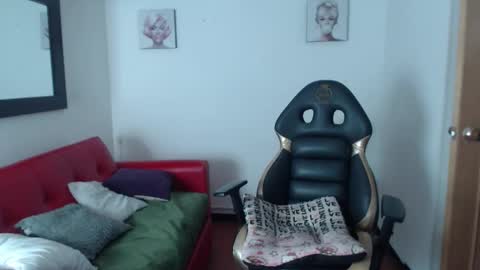 hanna_lamber online show from 03.29.26