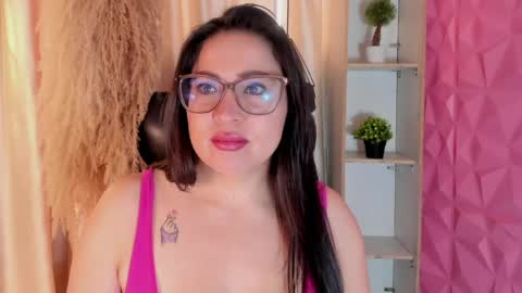 hannabackerr online show from 04.22.26